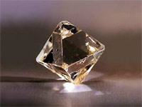 Почему алмазы блестят